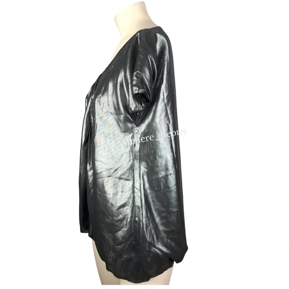 A. Nita Charcoal Metallic Top